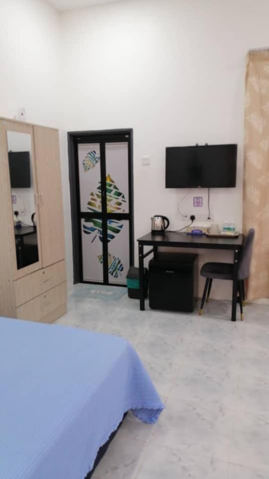 Roomstay Umi Kemasik Exterior foto